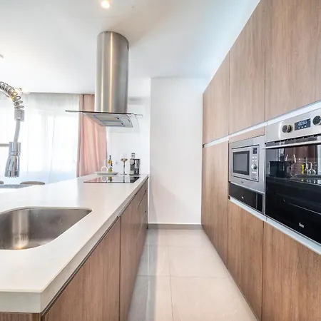 Luxury Escape In Puerto Banus