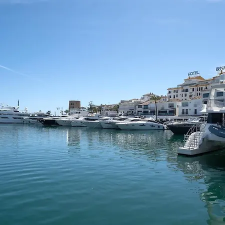 Apartment Luxury Escape In Puerto Banus Marbella