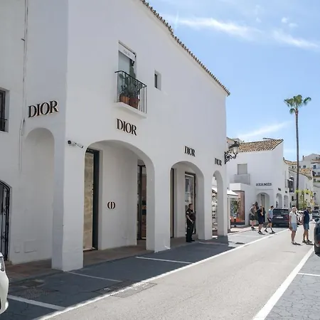 Luxury Escape In Puerto Banus Apartment