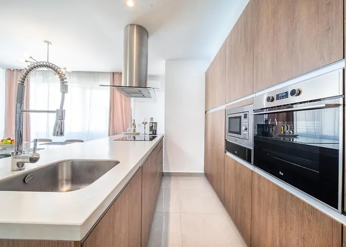 Luxury Escape In Puerto Banus