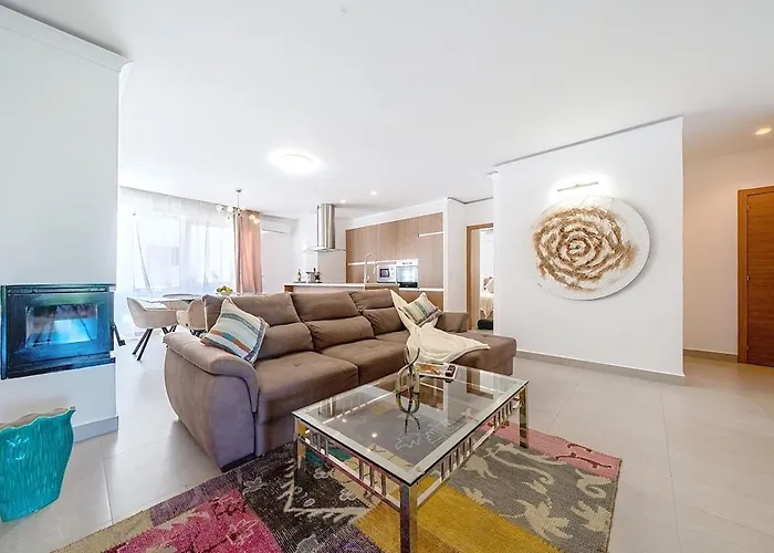 Luxury Escape In Puerto Banus