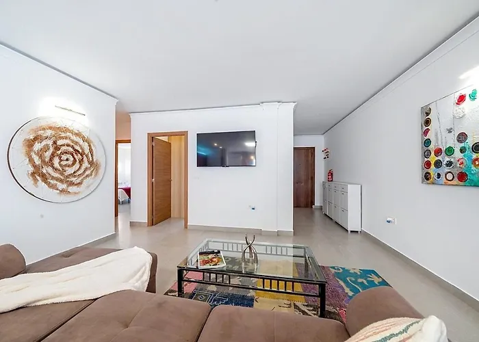 Luxury Escape In Puerto Banus