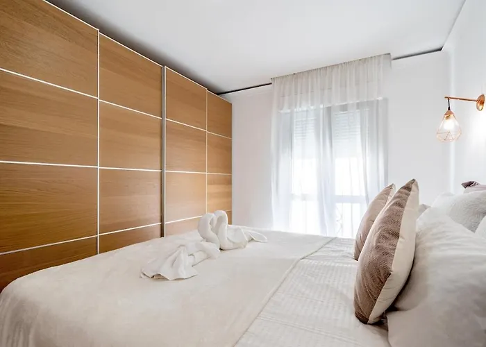 Apartment Luxury Escape In Puerto Banus