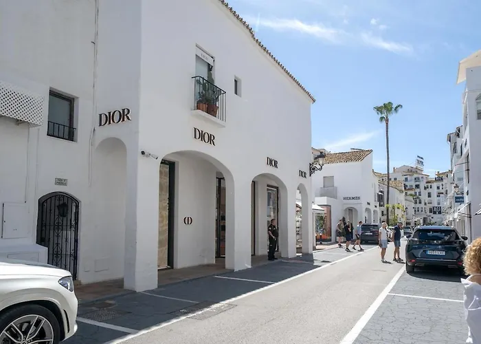 Luxury Escape In Puerto Banus Apartment